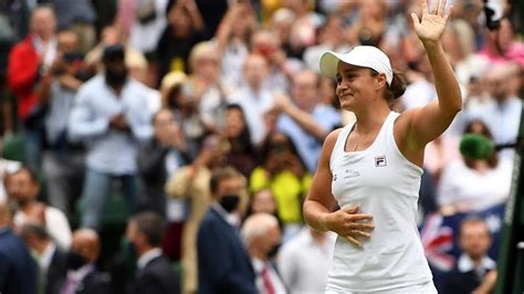 Ashleigh Barty Wins Ladies' Singles Title .